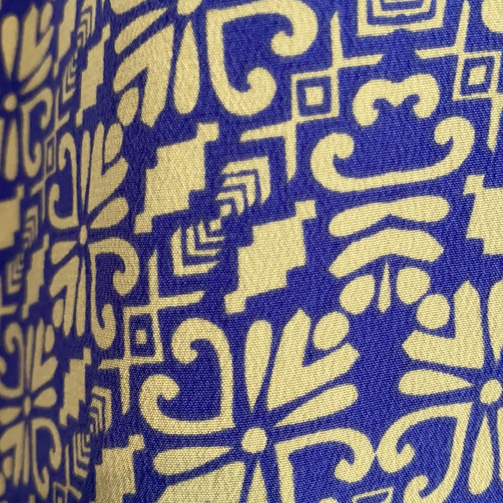 Kachel pure silk top sized 12. Amazing colour - Picture 4 of 5